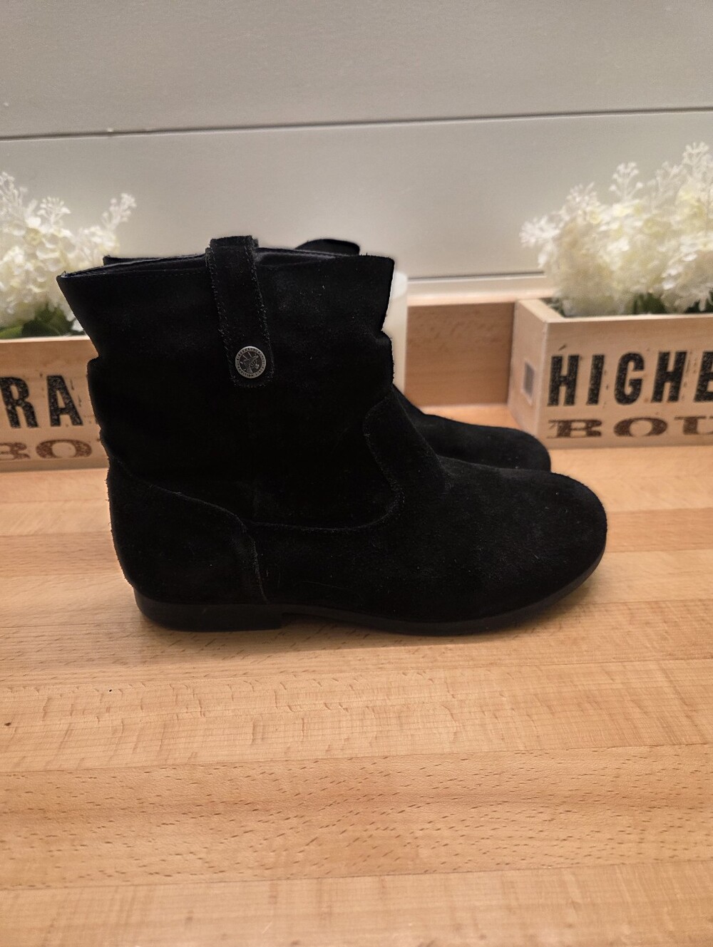 Birkenstock Sarnia Ankle Boots Black Suede Women's Size EU 39